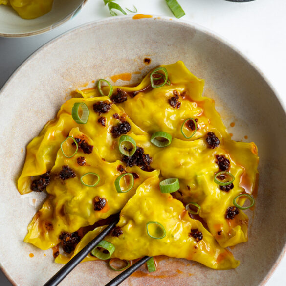 Vegetable Wontons with Chilli Oil